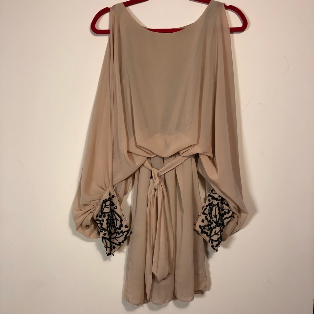 Romeo & Juliet couture nude beaded dress size M - Picture 1 of 8